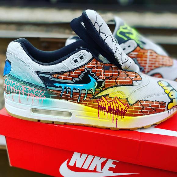 Meet your Posher, Bobby - Picture 1 of 1